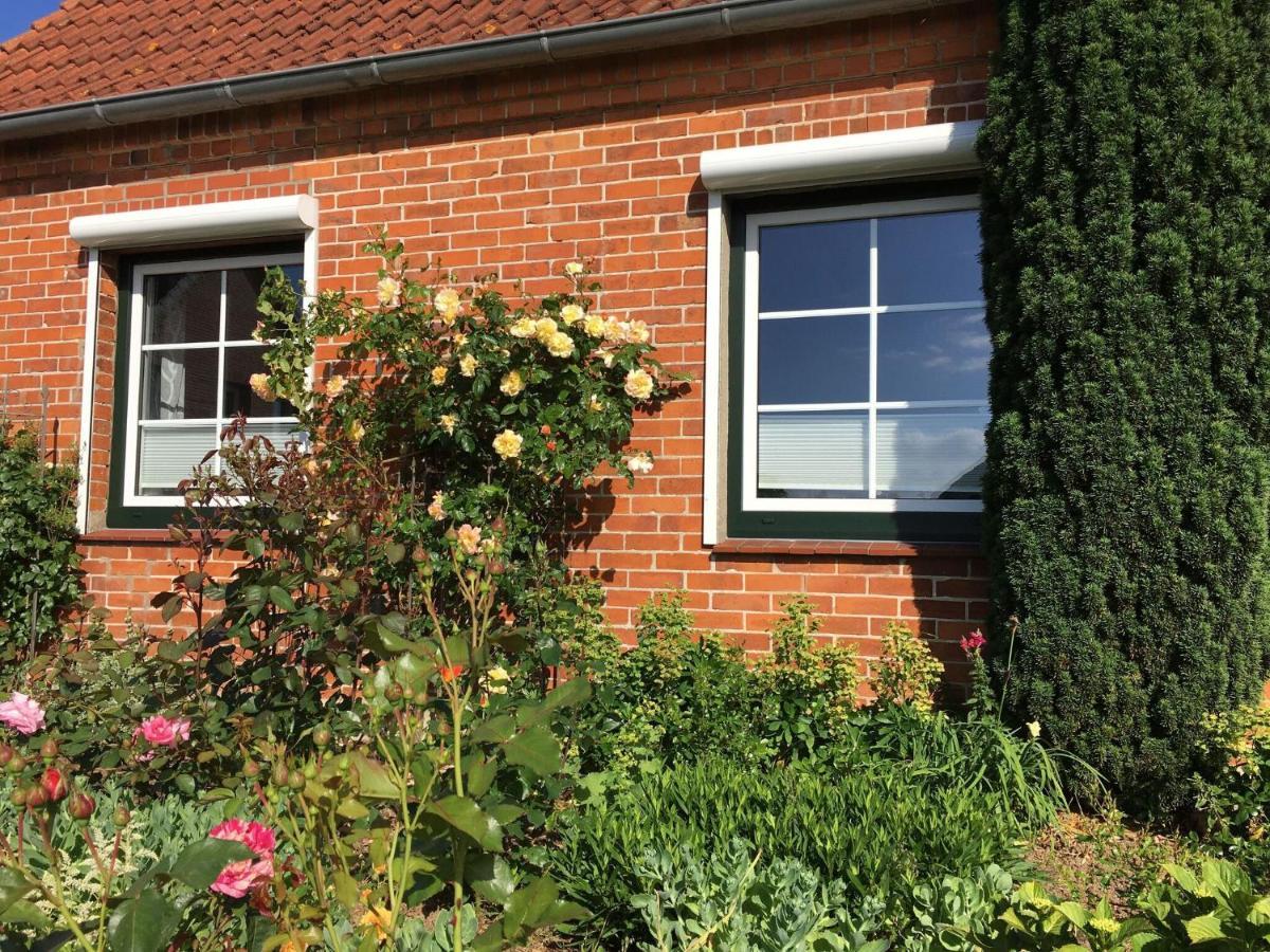 Holiday Home With Conservatory Dannau Exterior foto
